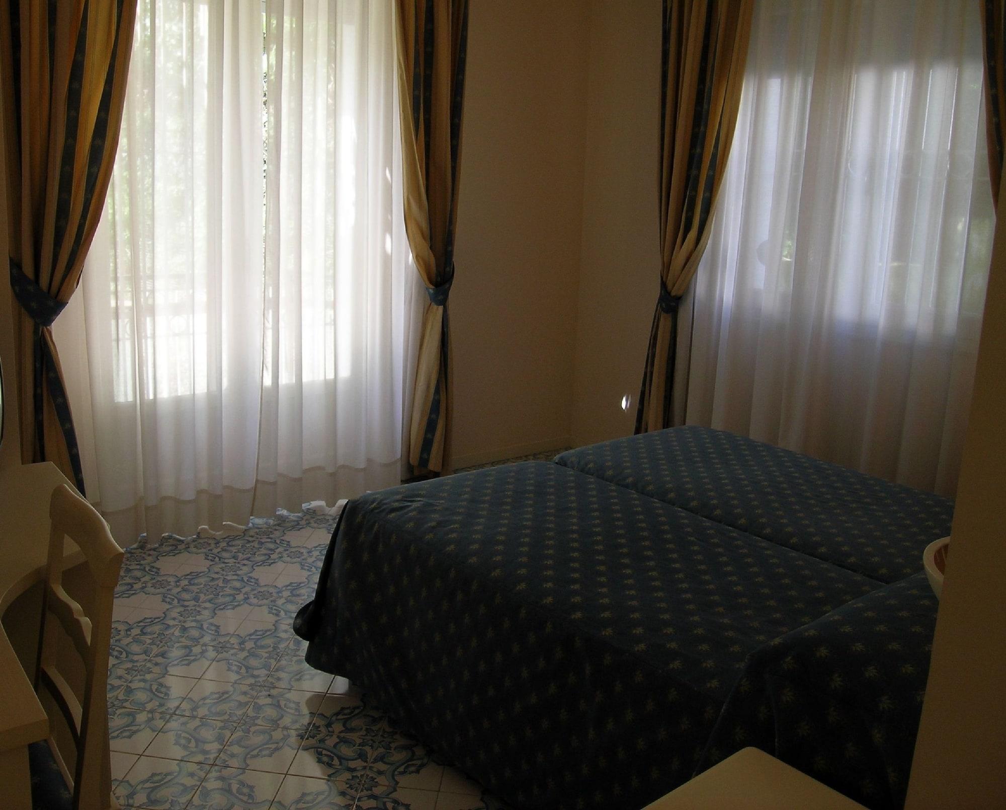 Hotel Alexander Palme Chianciano Terme Extérieur photo