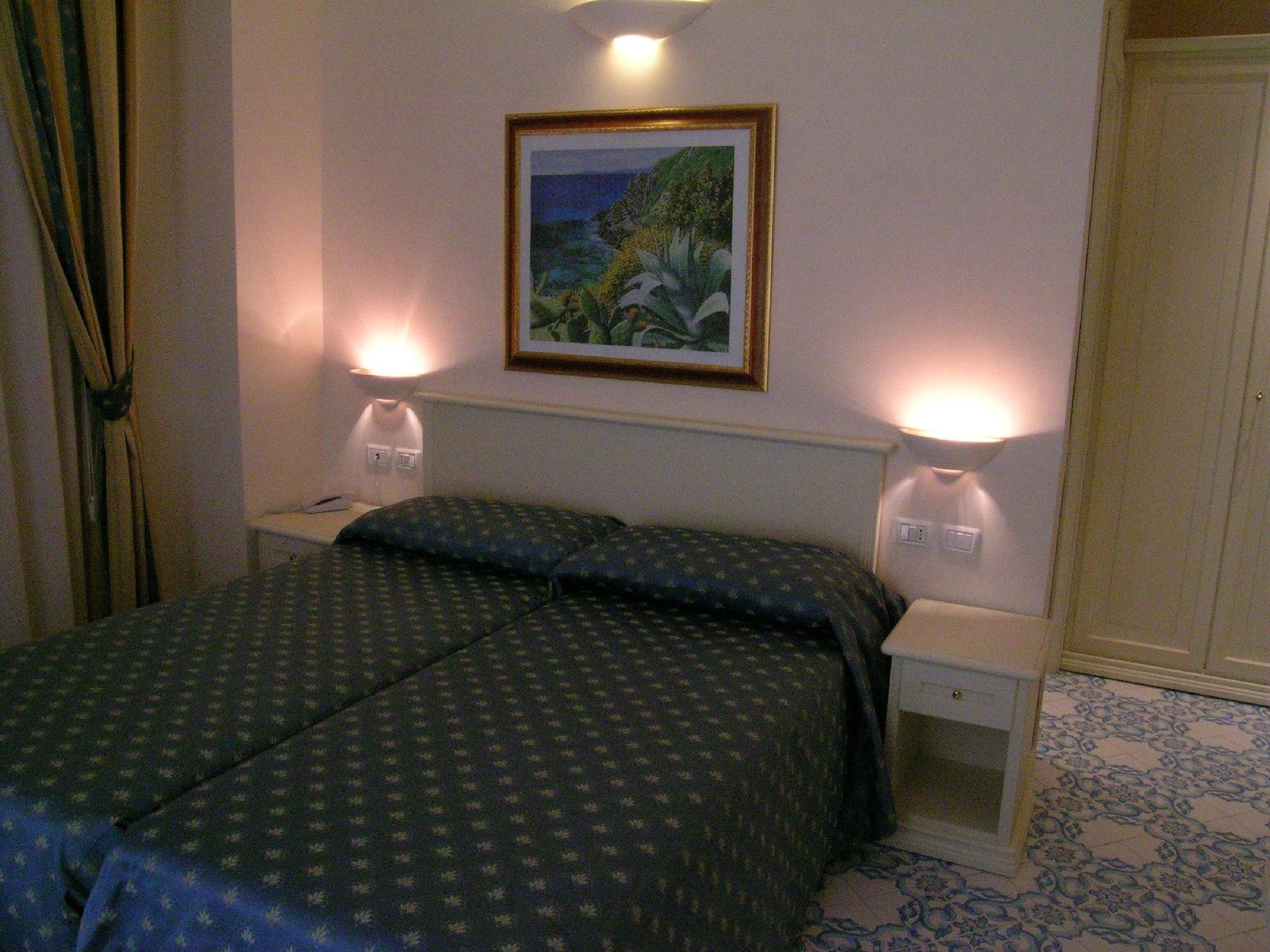 Hotel Alexander Palme Chianciano Terme Extérieur photo