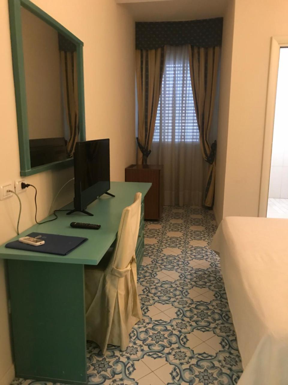 Hotel Alexander Palme Chianciano Terme Extérieur photo