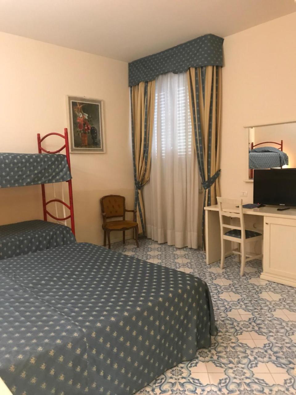 Hotel Alexander Palme Chianciano Terme Extérieur photo